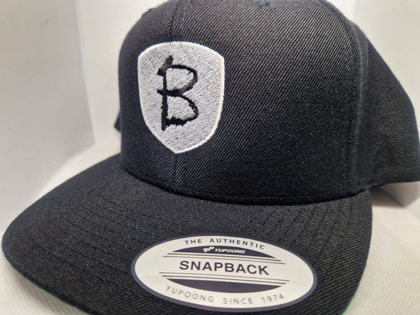 Snapback Cap Emblem Black Stick